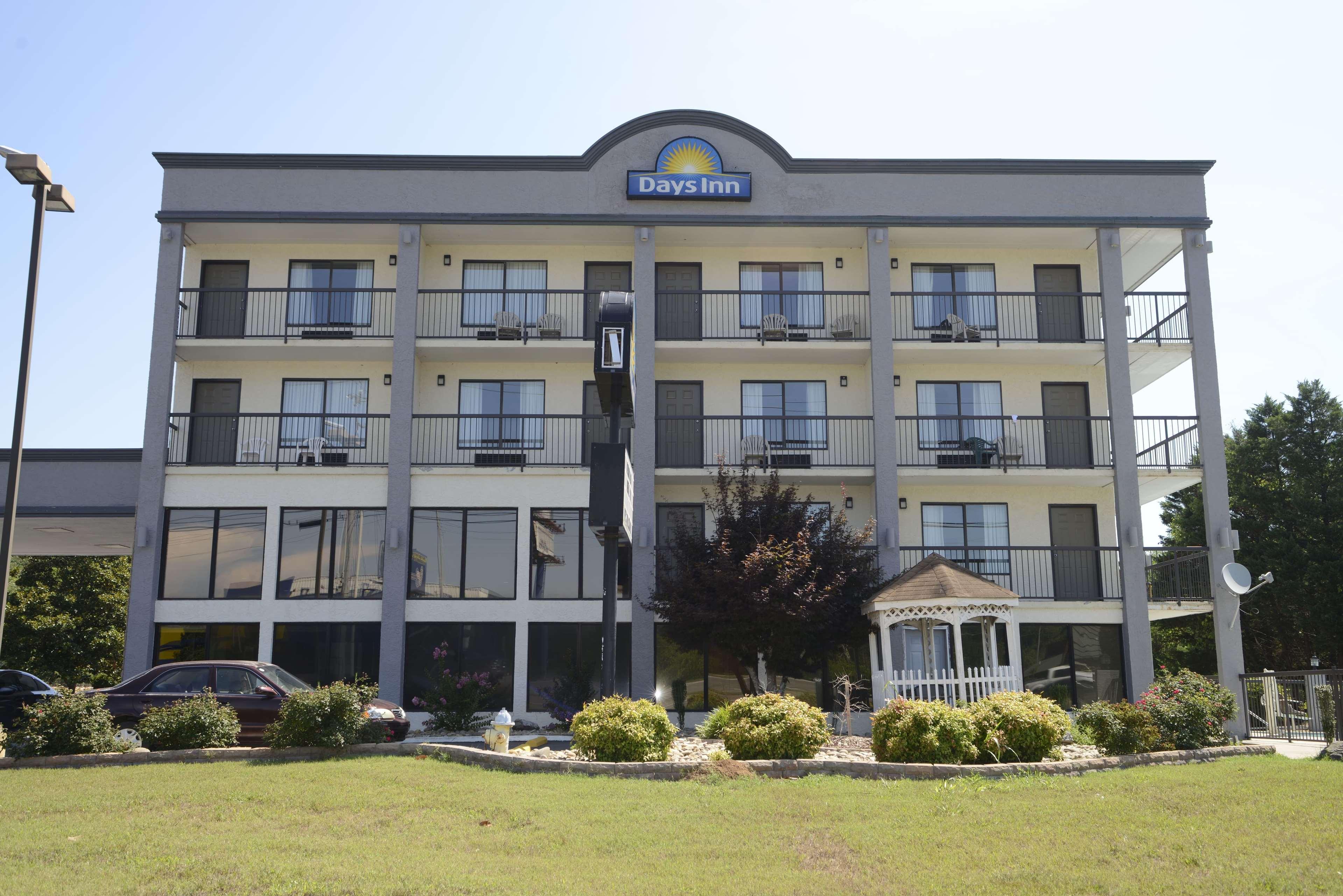Days Inn By Wyndham Kodak/Sevierville Intrstate Smokeymntns Eksteriør billede